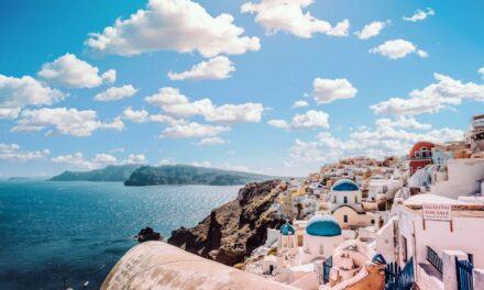 Off-the-Grid Escapes: Small-Town Travel Without the Tourist Trap