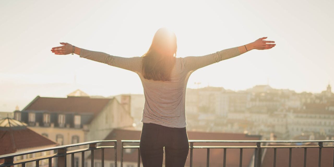 5 Hidden Signs of Vitamin D Deficiency, Even if You Live Somewhere Sunny
