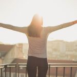 5 Hidden Signs of Vitamin D Deficiency, Even if You Live Somewhere Sunny