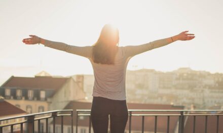 5 Hidden Signs of Vitamin D Deficiency, Even if You Live Somewhere Sunny