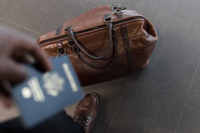 How to Avoid Common Travel Scams When Abroad