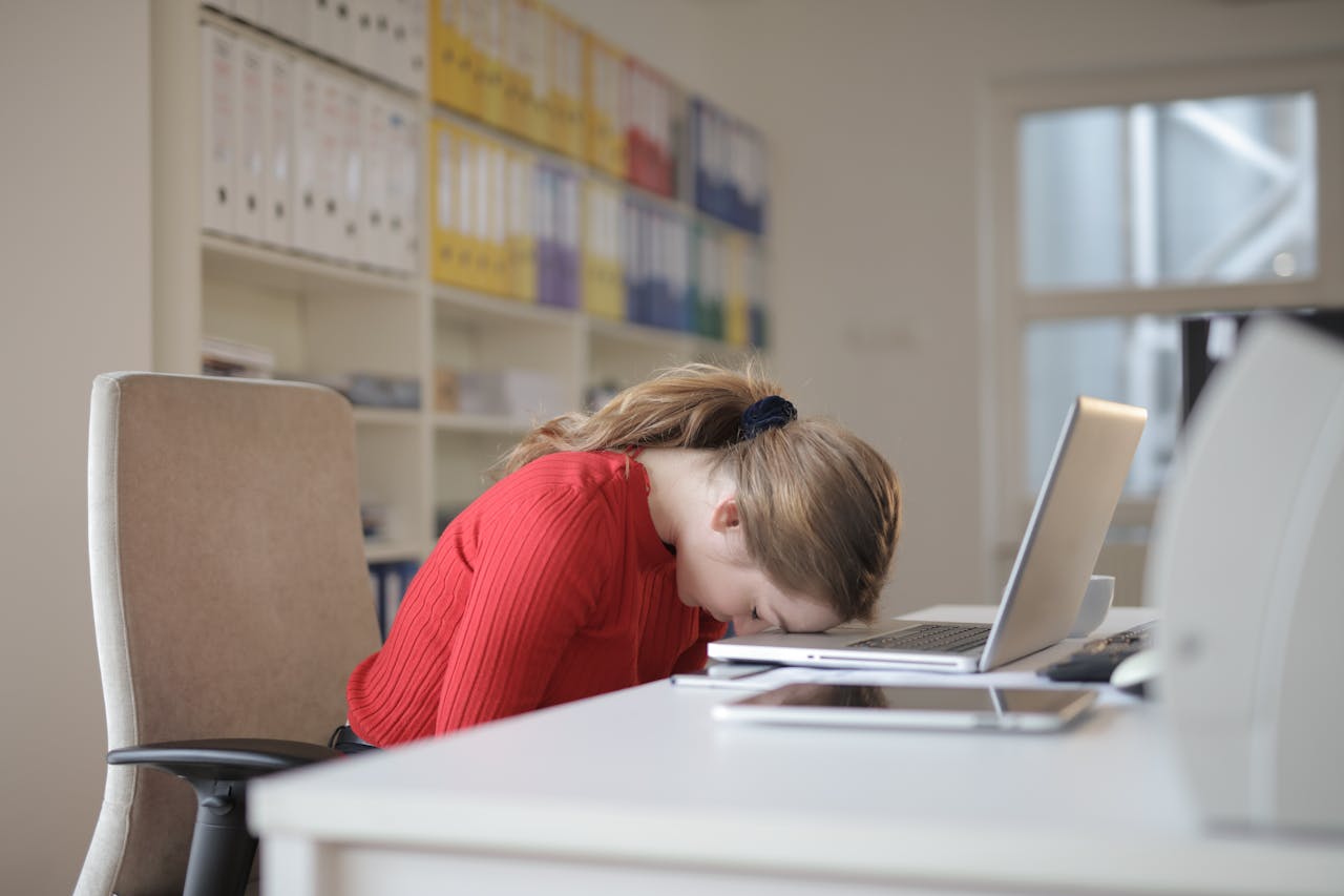 Trouble sleeping, tired body and mind, can't focus.