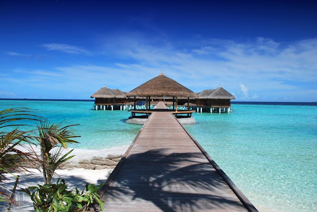 The Ultimate Solo Travel Guide