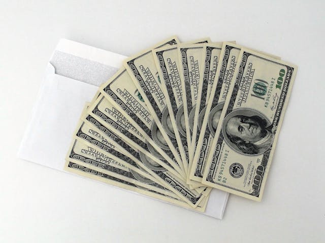 Dollar currency in sequence with white background